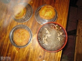肥腸粉配鍋魁，川味小吃的最佳拍檔，吃過的人都說好