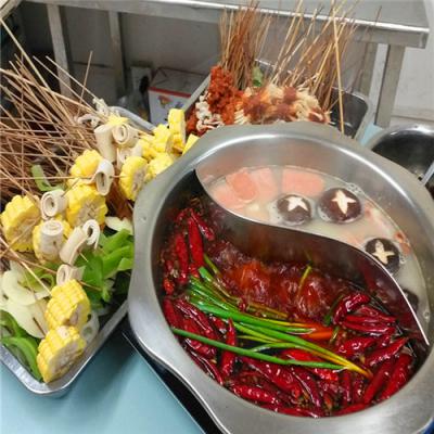 特色串串香技術(shù)培訓(xùn)中心哪里好？蜀味緣調(diào)湯技巧訓(xùn)練