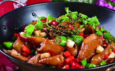 麻辣干鍋底料技術(shù)培訓(xùn)哪里好？特色干鍋培訓(xùn)中心