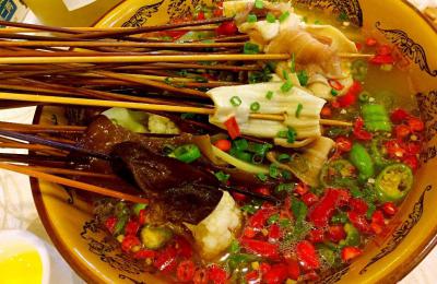 四川冷串缽缽雞技術(shù)培訓(xùn)哪里好？可開(kāi)店亦可擺攤