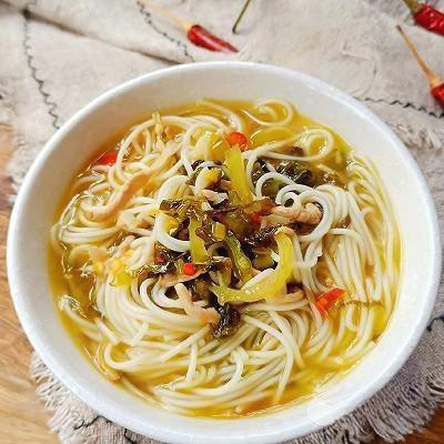 酸菜肉絲面技術(shù)培訓(xùn)要去哪里學(xué)？