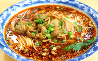 如何選擇面食技術(shù)培訓(xùn)班？師資力量和課程設(shè)置是關(guān)鍵