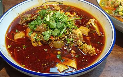 冒菜培訓(xùn)多少錢？  冒菜培訓(xùn)多少錢？
